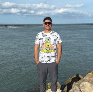 Meet your Posher, Alejandro